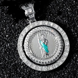 Pendentif en moissanite de haute qualité, style hip-hop, effet diamant, collier brillant, disponible au meilleur prix du marché - Product Image 3