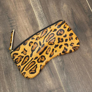 Dernier créateur 2025 housse en cuir de vachette imprimé léopard boîte de lunettes de soleil Cowgirl vente en gros de haute qualité étuis en verre et à lunettes - Product Image 5