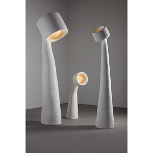 Lámpara de Pie Moderna de Hierro y Papel Maché Amarillo, de 55 Pulgadas, Personalizable, de Alto Brillo, con LED G9 Regulable y Ecológica - Product Image 4