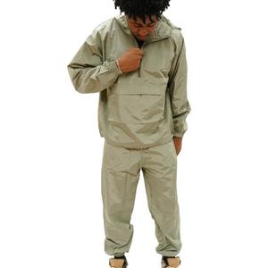 Conjunto Deportivo de 2 Piezas, Chaqueta Cortavientos Ligera de Secado Rápido con Capucha, Estilo Casual, Color Sólido, 100% Personalizable - Product Image 1