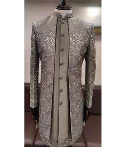 Ensemble sherwani indowestern pour homme avec veste ouverte brodée de soie et kurta assortie, idéal pour les tenues de mariage et de soirée. - Product Image 6