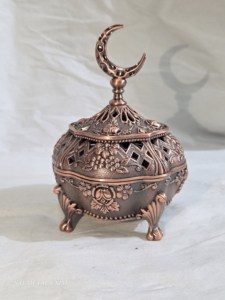 Antique Copper Metal Crescent Moon <b>Bakhoor</b> Burner Arabic <b>Oud</b> Incense Holder Decorative Ramadan Mabkhara Censer - Product Image 6