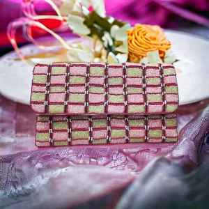 Accessoire de mode artisanal indien traditionnel de luxe, coloré, en perles de verre, avec poignée ovale en baguette, durable, en cristal - Product Image 6