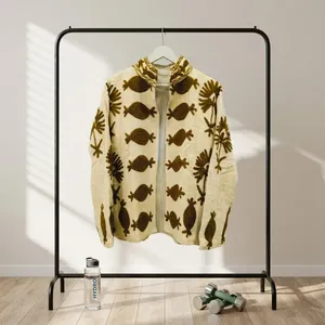 Chaqueta de Mujer Silkgram con Cuello Alto, Color Beige, 100% Algodón, Transpirable, Resistente al Viento, Manga Larga, Estilo Prairie Chic - Product Image 5