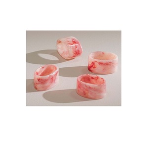 Anillo de Servilleta de Resina Hecho a Mano, Diseño Creativo, Anillo de Servilleta de Resina Epoxi con Patrón de Forma a un Precio Razonable - Product Image 1