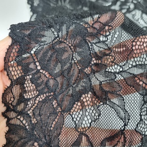 Tela de Encaje Floral Elástica Negra Ligera de Nailon y Spandex de 23 cm de Ancho para Ropa Interior, Calidad Premium Coreana para Bodas - Product Image 5