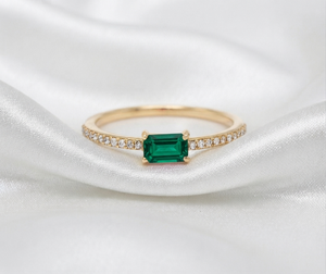 Bague éthérée en or jaune 14 carats, sertie de rubis naturels et de diamants naturels, pour les occasions de mariage et de fête. - Product Image 5