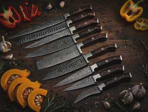 Ensemble de couteaux de chef en acier Damas, 9 pièces, ensemble de couteaux de cuisine à manche en bois fait main, cadeau professionnel pour chef. Avec Leather Rap. - Product Image 4
