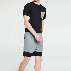 Ensemble T-shirt et short pour homme avec logo personnalisé, vêtements de sport de printemps en polyester/coton respirant, streetwear personnalisé de haute qualité - Product Image 5