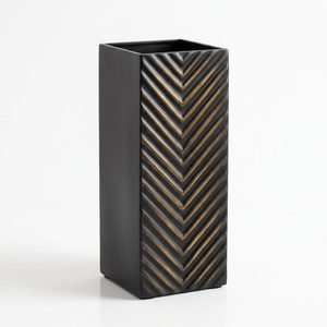 Jarrón de Mesa Cuadrado de Latón Negro Mate Hecho a Mano de 9 cm con Diseño de Chevron de Doble Aspecto para Decoración del Hogar, Hoteles y Bodas - Product Image 6