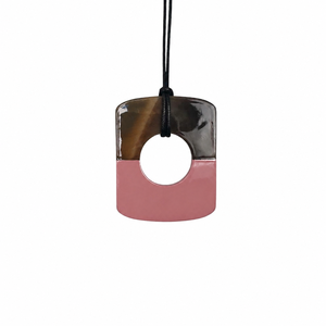Collier pendentif en corne de buffle écologique personnalisé du Vietnam, tendance, unique, couleur naturelle, plaqué, vente chaude, bijoux de mode pour mariage - Product Image 6