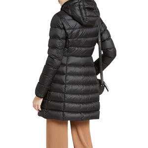 ราคาขายส่ง เสื้อแจ็คเก็ตพัฟเฟอร์แบบถักสำหรับฤดูหนาว  แบบกำหนดเองได้  บุนวมแบบ Bubble  เป็นมิตรกับสิ่งแวดล้อม ระบายอากาศได้ดี สำหรับผู้หญิง สวมใส่ได้ทั้งในเมืองและกิจกรรมกลางแจ้ง - Product Image 3