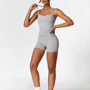 Ensemble de yoga 2 pièces pour femmes, leggings d'entraînement personnalisés de haute qualité en spandex/nylon antistatique, longueur genou, vêtements de sport, fitness - Product Image 1