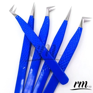 แหนบต่อขนตา RMI Royal Blue Professional รุ่น Diamond Grip ปลายแหลม ผลิตจากเหล็กกล้าคุณภาพสูง ใช้งานได้ยาวนาน - Product Image 1