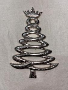 Ornement suspendu en métal Père Noël argenté, décoration traditionnelle pour arbre de Noël, utilisation intérieure, design durable, décoratif pour l'intérieur - Product Image 2