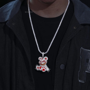 Colgante de Oso Feroz – Colgante de Oso de Plata de Ley 925 Totalmente Incrustado con Moissanita, Colgante de Oso Salvaje Esmaltado, Colgante de Oso Enfadado - Product Image 3