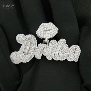 Pendentif personnalisé en argent sterling 925 avec lettres initiales, serti de moissanite VVS glacée, style luxueux, certifié GCI & IDGL, sertissage griffe, unisexe - Product Image 5