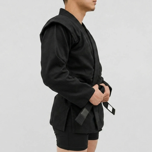 Uniforme de Sambo robuste et confortable, parfait pour l'entraînement, la pratique et la compétition, avec des caractéristiques personnalisées, durables, légères et respirantes. - Product Image 2
