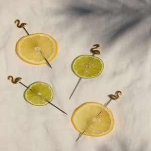 Piques à cocktail The Lily Flamingo, accessoires de bar, ustensiles de bar, piques à fruits - Product Image 2