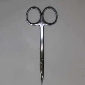 Tijeras Quirúrgicas Manuales de Precisión Mundial Reynolds Delicate de 13 cm, Acero Inoxidable, Rectas y Curvas - Product Image 6