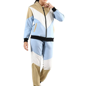 Ce survêtement 2 pièces pour femme est fabriqué au Pakistan par un exportateur en gros et comprend un service de finition professionnel. - Product Image 6