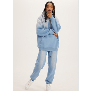 Conjunto de Sudadera con Capucha Lisa y Pantalones Jogger Acampanados para Hombre, Venta al por Mayor, Chándal de Alta Calidad Personalizado Estilo Streetwear con Lavado Ácido - Product Image 1