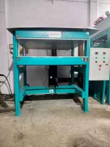 DIVINE MACHINERY SOLUTION Máquina de Prensado en Caliente de Plástico Reciclado Industrial Automática de 1m x 1m y 20 Toneladas - Product Image 2