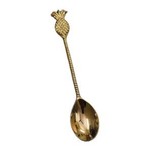 Cuchara de Barra Corta de Latón Hecha a Mano con Diseño Circular y Acabado Dorado en Relieve, Accesorios de Cocina - Product Image 2