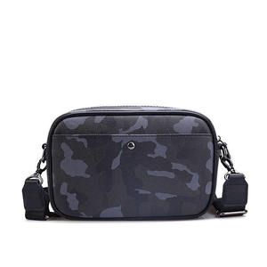 Sac à bandoulière camouflage pour homme, sac messager décontracté pour usage quotidien et professionnel - Product Image 2