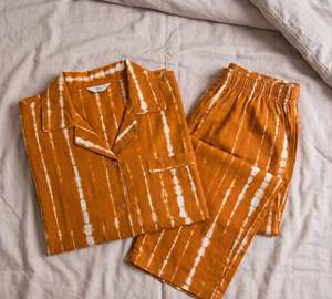 Ensemble de pyjama thermique pour femmes, tissé, 100% coton, couleur orange, imprimé dessiné à la main, dernière collection d'été, ensemble de pyjama pour femmes - Product Image 1