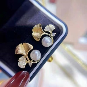 Pendientes de Perlas de Agua Dulce con Hoja de Arce Primaveral, 7-8 mm, Redondos, Elegantes y Populares, Joyería Mantou - Product Image 3
