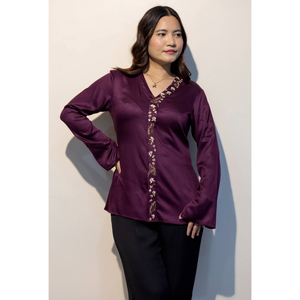 Camisa de Algodón Giza Color Vino para Mujer, Marca PAMELA, Prenda Casual Elegante de Primera Calidad, Fabricante OEM - Product Image 4