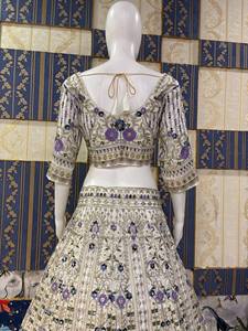 Lehenga Indio de Lujo con Bordado Floral Lavanda, Choli de Boda con Trabajo Elaborado de Diseñador 2026, Traje Nupcial Tradicional Indio - Product Image 6