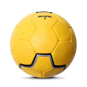Balón de handball de calidad premium con superficie duradera y agarre fuerte para entrenamiento, partidos y juego en interiores y exteriores. - Product Image 3