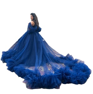 ชุดราตรีผู้หญิงสีเขียวอมฟ้า ดีไซน์หรูหรา ผ้าออร์แกนซ่า เหมาะสำหรับงานปาร์ตี้ ชายกระโปรงระบาย ตกแต่งด้วยขนเฟอร์ลายดอกไม้ สวมใส่สบาย มีโลโก้ด้านหน้าและเข็มขัด - Product Image 2