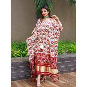 DISEÑADOR IMPRESO KAFTAN PURE SATIN COSTADO COMPLETO DESPIECE DE FIESTA ROSA - Product Image 1