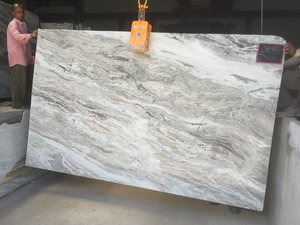Marbre brun fantaisie utilisé pour les comptoirs, les revêtements de sol et les intérieurs. - Product Image 1