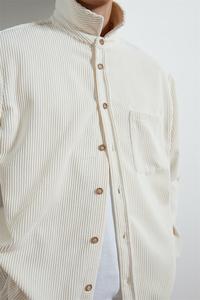 เสื้อแจ็คเก็ตโอเวอร์เชิร์ตผ้าคอร์ดูรอยสีขาวสำหรับผู้ชาย ผ้าฝ้าย 100% ระบายอากาศได้ดีและกันยับ เหมาะสำหรับฤดูใบไม้ผลิและฤดูใบไม้ร่วง - Product Image 3