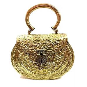 Bolso de mano de lujo God Grace Craft, grabado floral, hecho a mano, de metal, para fiesta de bodas, diseño exclusivo para mujer - Product Image 6