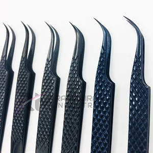 คีมหนีบขนตาปลอม RMI พลาสม่าสีดำสำหรับต่อขนตาพร้อมโลโก้ที่กำหนดเอง - Product Image 3
