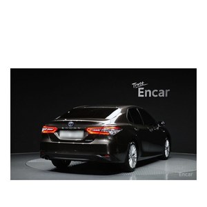 Toyota Camry 2.5 XLE Híbrido 2018, 87,457 km, Asientos de Cuero, Volante a la Izquierda, Cámara Trasera - Product Image 2