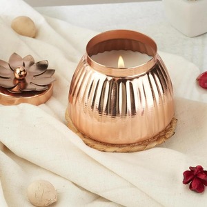 Bougeoir en métal de luxe moderne avec motif élégant, écologique et fait main, idéal pour la décoration de table et les cadeaux de Noël - Product Image 5