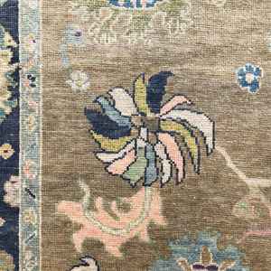 Tapis tissé à la main turc en laine/soie aux motifs floraux modernes, éco-responsable, antidérapant, résistant à la saleté, adapté aux animaux domestiques, 1 pièce - Product Image 1