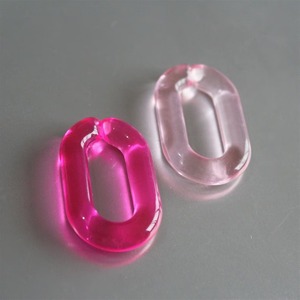 Cadena de Resina Personalizada Estilo Amor para Decoración del Hogar, con Alta Transparencia y Varios Colores Opcionales - Product Image 3