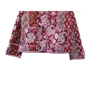 Chaqueta de Invierno Acolchada de Algodón Reversible, Ecológica y Hecha a Mano para Mujer, Estilo Artesanal, Transpirable y Estampada - Product Image 5