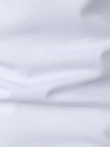 Camisa Blanca de Manga Corta para Hombre, Corte Regular, Informal, Tejida, de Color Sólido con Ribete Azul Marino en los Puños, 100% Algodón, Transpirable, para Invierno - Product Image 4