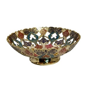 Frutero Decorativo de Latón Hecho a Mano en Varios Colores para Servir, Decoración del Hogar, Elegante Pieza Coleccionable para Regalo - Product Image 1