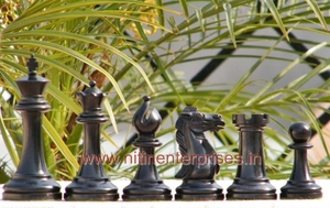 Conquest <b>Wooden</b> Material <b>Chess</b> <b>Set</b> with Customized Cardboard Box Packaging Indoor/Outdoor Table Game for Unisex Use - Product Image 4