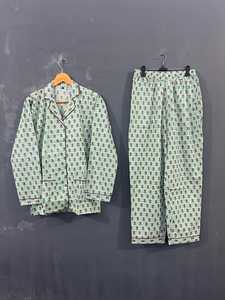 Conjunto de pijama con estampado floral para mujer, top de manga larga con solapa y ribete en contraste, ropa de dormir con pantalones, traje de noche floral para mujer - Product Image 6
