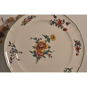 Plato Plano de Cerámica Floral Blanco, Apto para Microondas, Ideal para Servir Comidas y Postres, de la India - Product Image 4